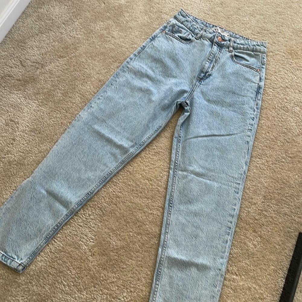 Zara Light Wash Straight leg Denim Jeans